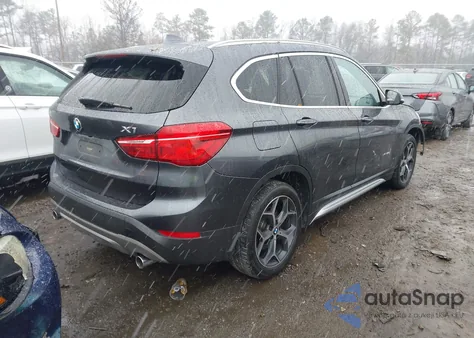 2018 BMW X1 xDrive28I z USA, uszkodzony, nr VIN WBXHT3Z37J4A66716